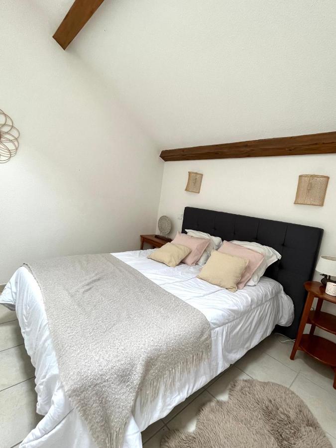 Ferienwohnung "Les Oiseaux" Avec Terrasse, Parking, Duplex Le Chambon-sur-Lignon Exterior foto